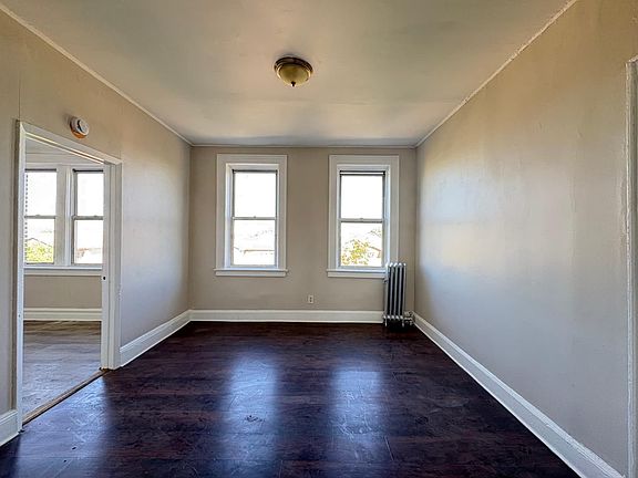 3rd image of 731 S 13th St #3RS