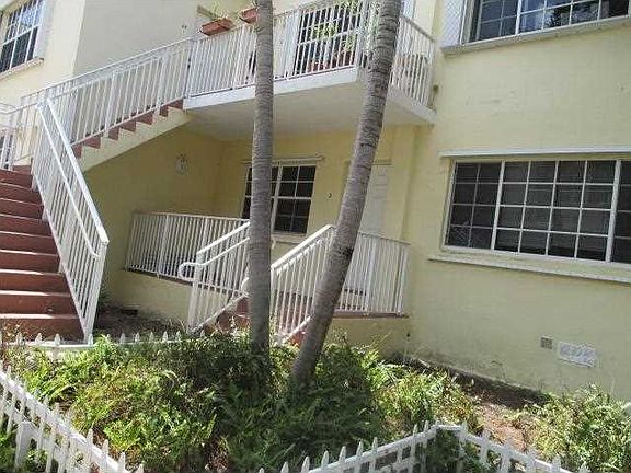 5th image of 9725 Bay Harbor Te 3 #3