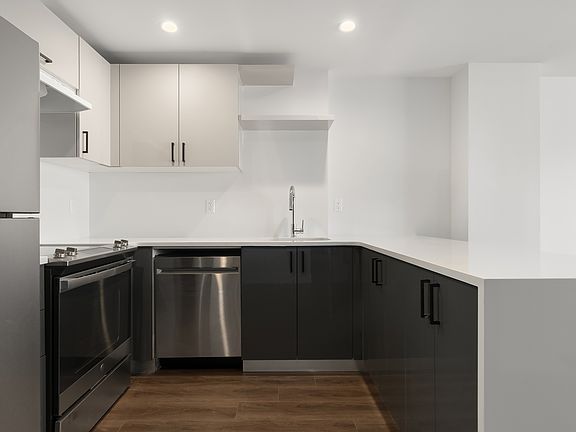 3rd image of 3436 Kingsbridge Ave APT 3A