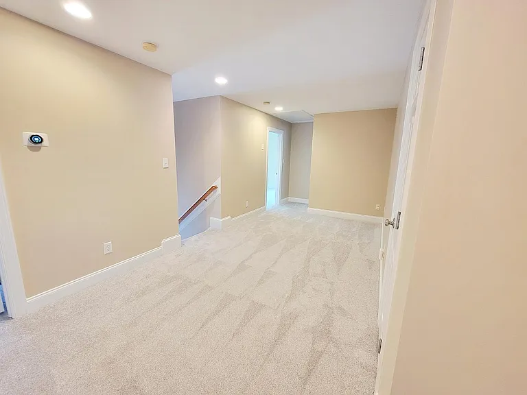 1217 Crozier Ct — Photo 32
