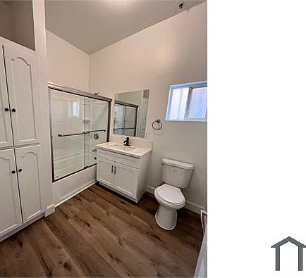 5th image of 2637 S Manhattan Pl #4