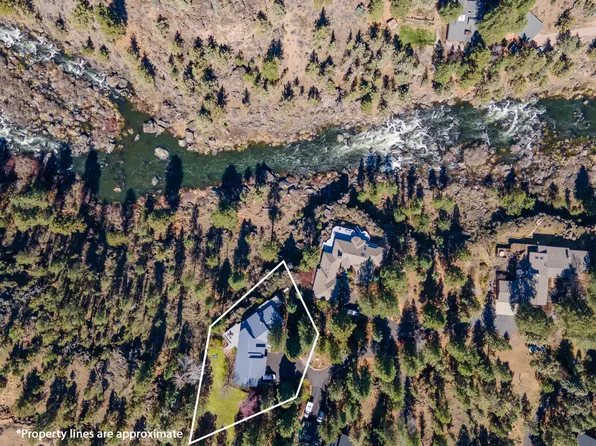 4211 NW Lower Village Rd, Bend, OR 97703