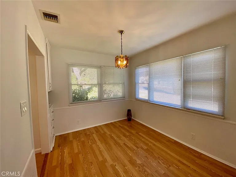 139 Acacia Ave — Photo 25