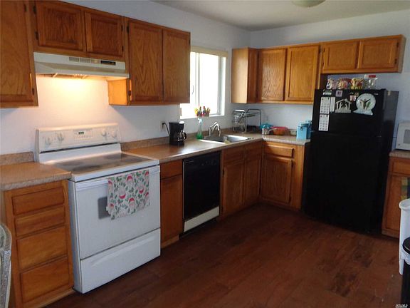 2nd image of 101 Wilson Ave