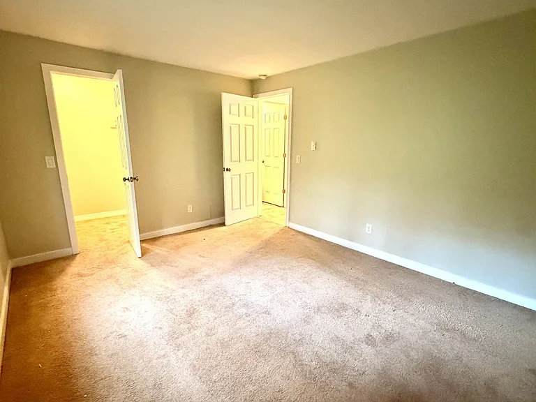 American Lake Townhomes — Photo 27