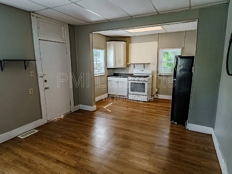 1914 State St #1 — Photo 10