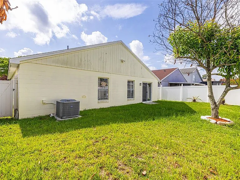 11218 Worley Ave — Photo 38