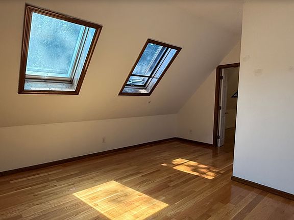 4th image of 20 Eliot St #Bf