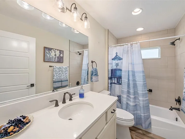 595 Randall Rd — Photo 10
