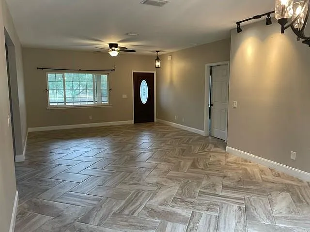 3074 W Hampshire Blvd — Photo 7