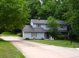 17412 Sugar Hill Trl, Chagrin Falls, OH 44023