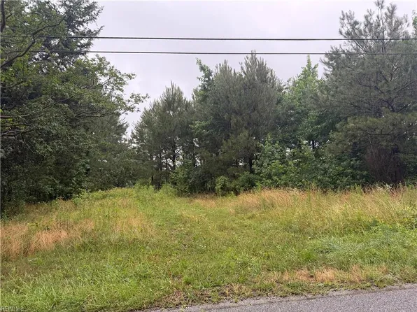 741 Manning Rd, Suffolk, VA 23434