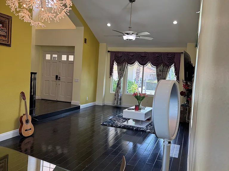 13885 Clatsop Way — Photo 4