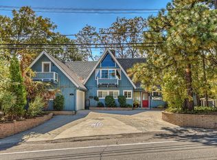 28001 N Bay Rd, Lake Arrowhead, CA 92352