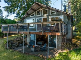 137 Lake Rd, Silver Creek, WA 98585