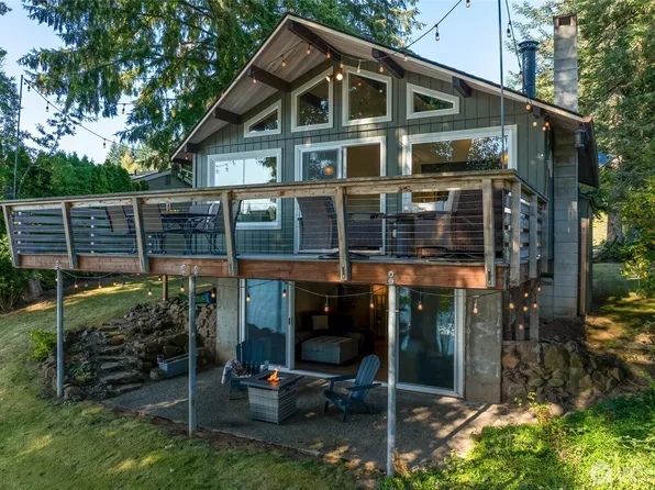 137 Lake Rd, Silver Creek, WA 98585