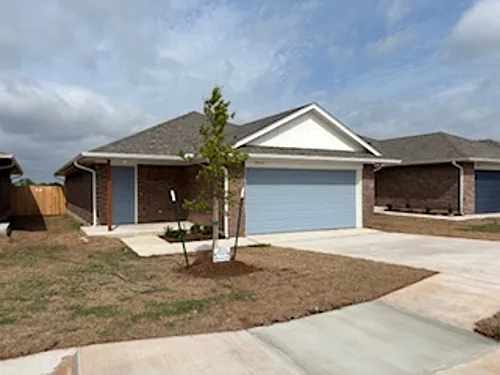 19517 Conway Dr Photo 1