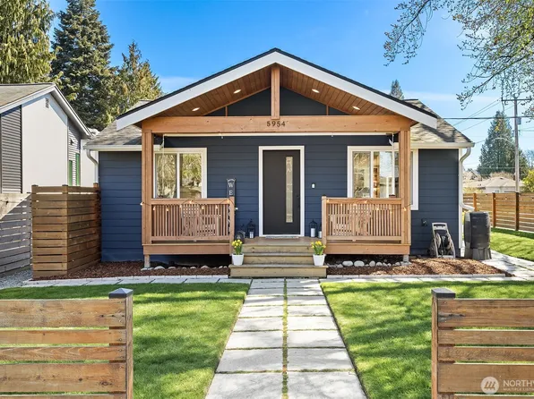 5954 SW 49th Ave #A, Seattle, WA 98136