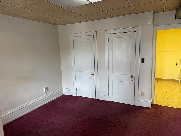 2433 Perkiomen Ave — Photo 11