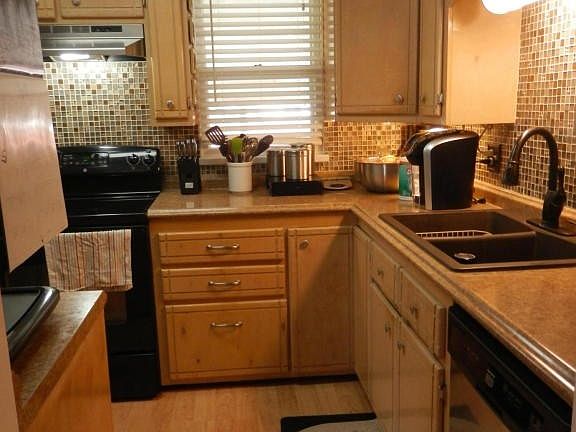 Kitchen (1)