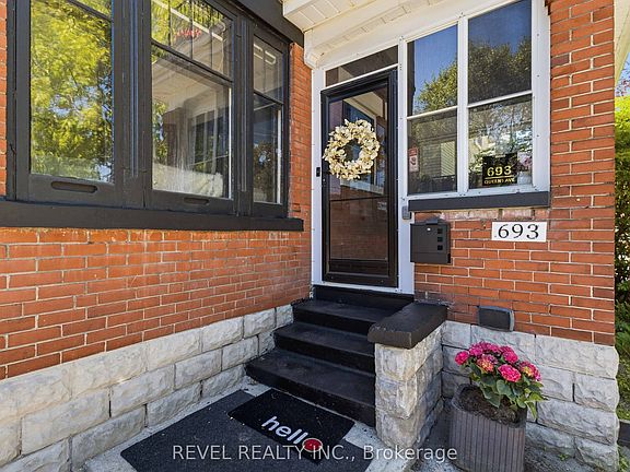 4th image of 693 Queens Ave