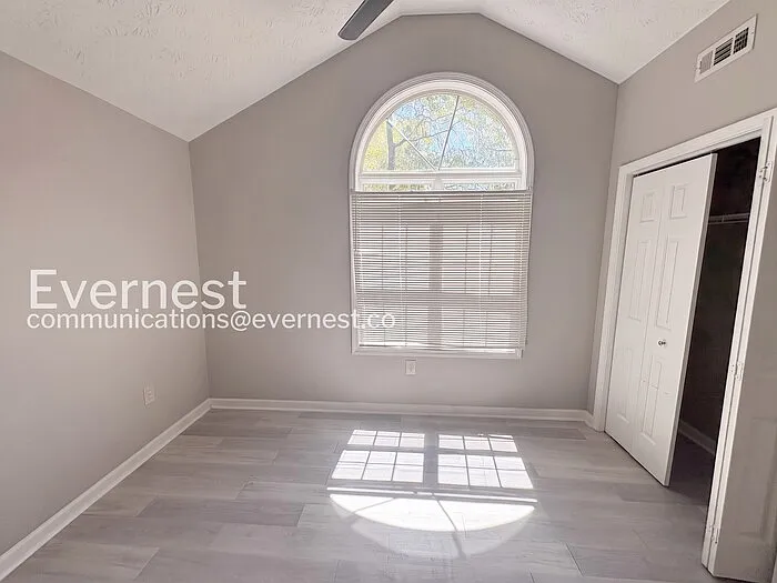 228 Nina Cir — Photo 15