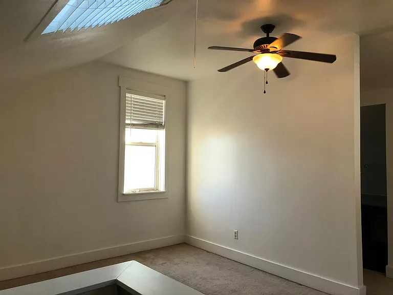 3533 S Spring Ave — Photo 12