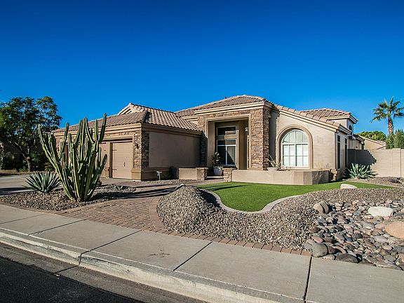2nd image of 22866 N 73rd Dr