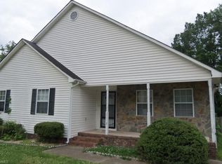 1107 Lombardy St, Greensboro, NC 27405
