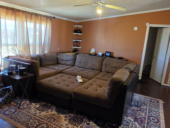 5th image of 3419 10th Ave NW