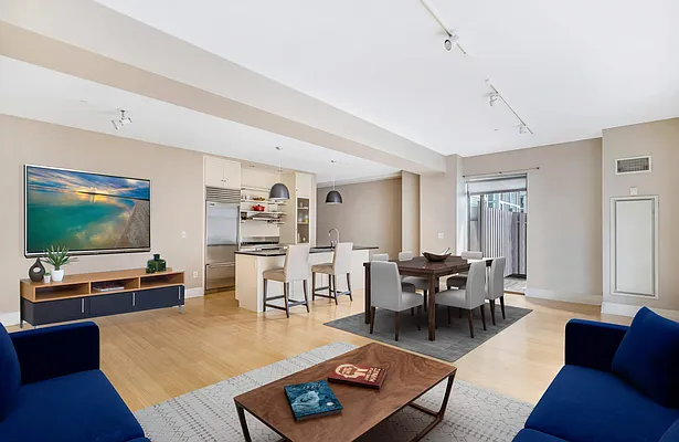 Rented by Compass | media 1