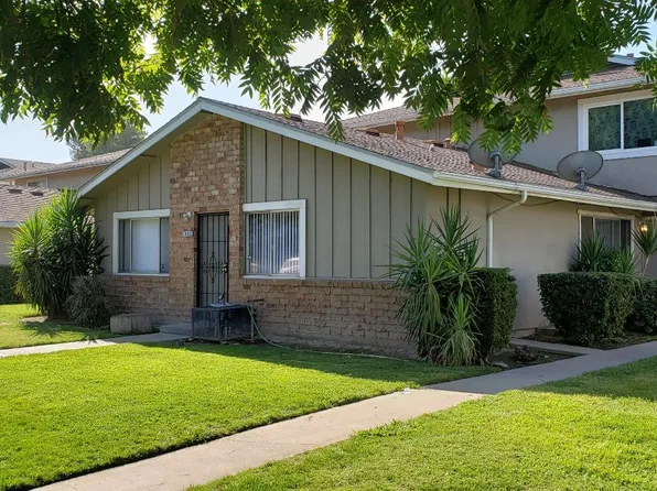 2693 W Fairmont Ave APT 102, Fresno, CA 93705