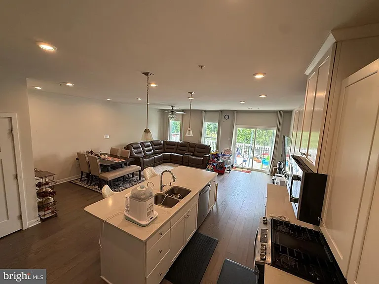 256 Chase Dr — Photo 20
