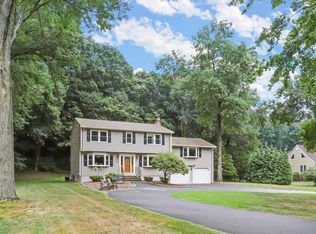 63 Inca Dr, Trumbull, CT 06611