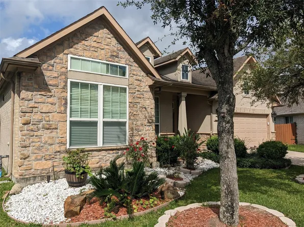 2714 White Falls Dr, Pearland, TX 77584