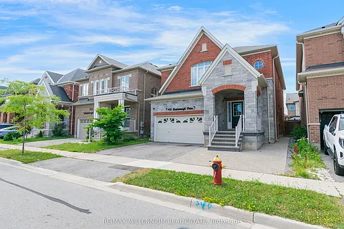 481 Bessborough Dr Photo 1