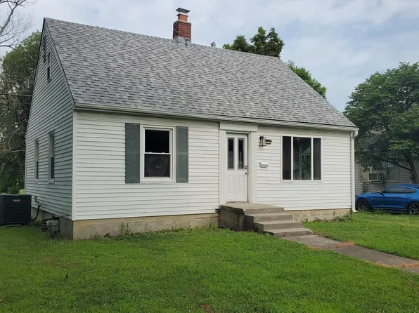 305 S Orchard St, Clinton, MO 64735