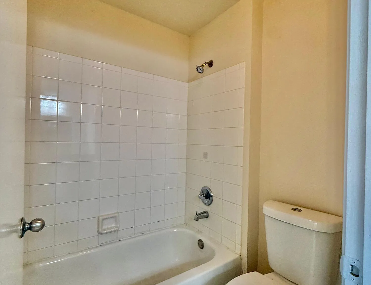 2 bed, 2.0 bath, 1183 sqft, $2,175 — Photo 3