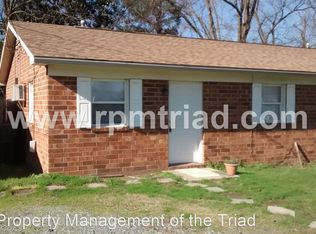 21 Hunter St, Thomasville, NC 27360