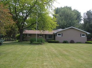 43223 Dellefield Rd, Elyria, OH 44035