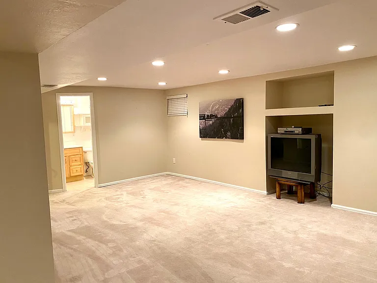 Spacious area and very cozy.