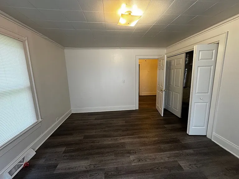 408 Ross Grove Rd E — Photo 15