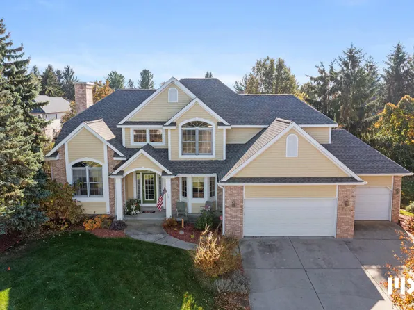 1338 Crystalaire Ct SE, Caledonia, MI 49316