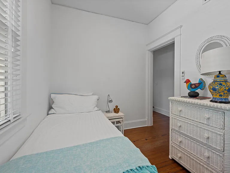 141 Chilean Ave — Photo 13