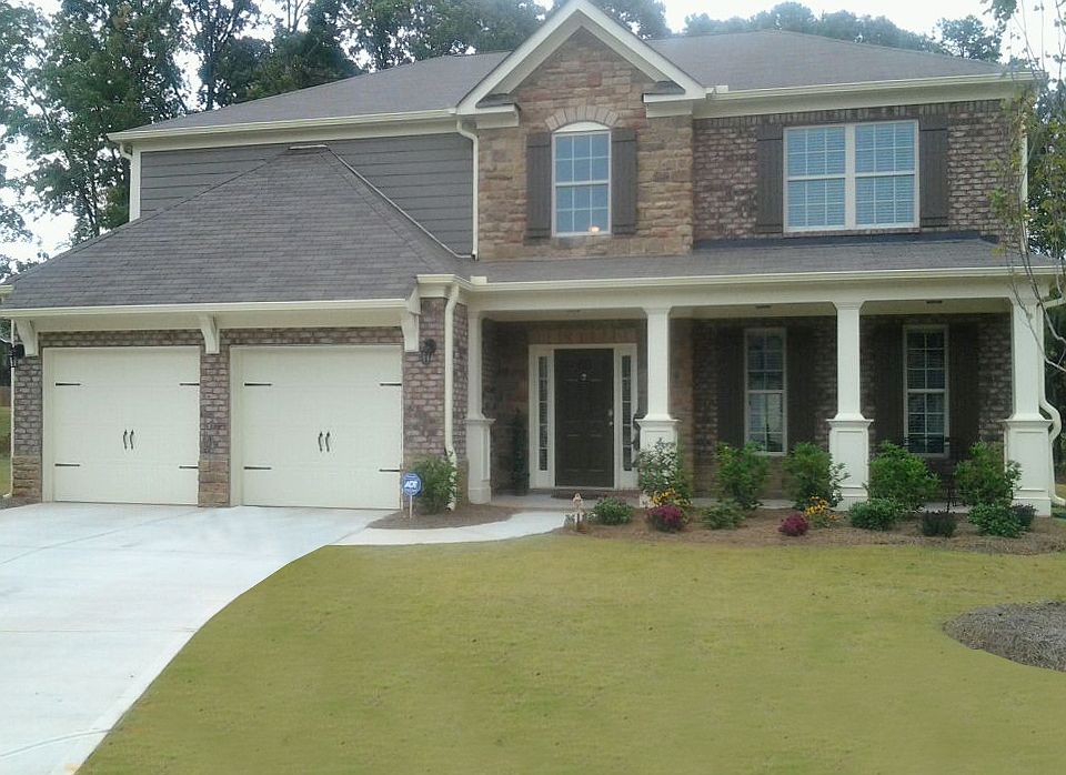 1065 Gallatin Way