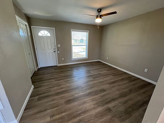 2nd image of 206 Wake Dr