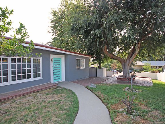 2nd image of 3558 Glenrose Ave