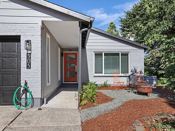 3rd image of 305 SE 84th Ave