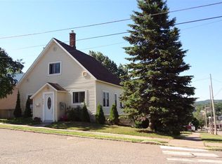 445 W Ridge St, Marquette, MI 49855