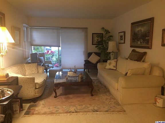 3rd image of 1231 N Columbus Ave APT 1B